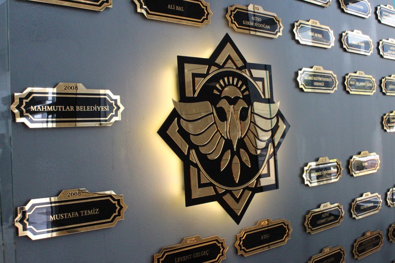 “HAYIRSEVER KÖŞESİ” VE “BAŞARILARIMIZ KÖŞESİ” İLE KURUMSAL DEĞERLER ÖN PLANDA