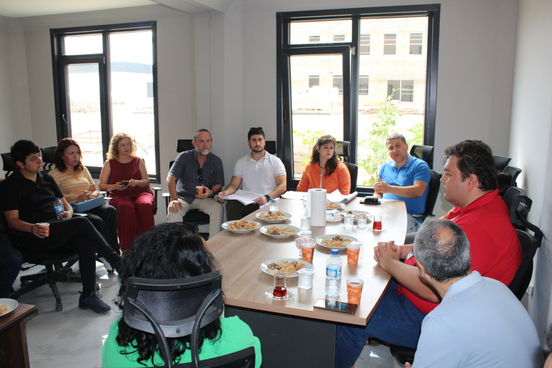 SAĞLIK BİLİMLERİ ORTAK DERSLİK BİNASI İNŞAATI KAPSAMINDA TOPLANTI VE SAHA GEZİSİ