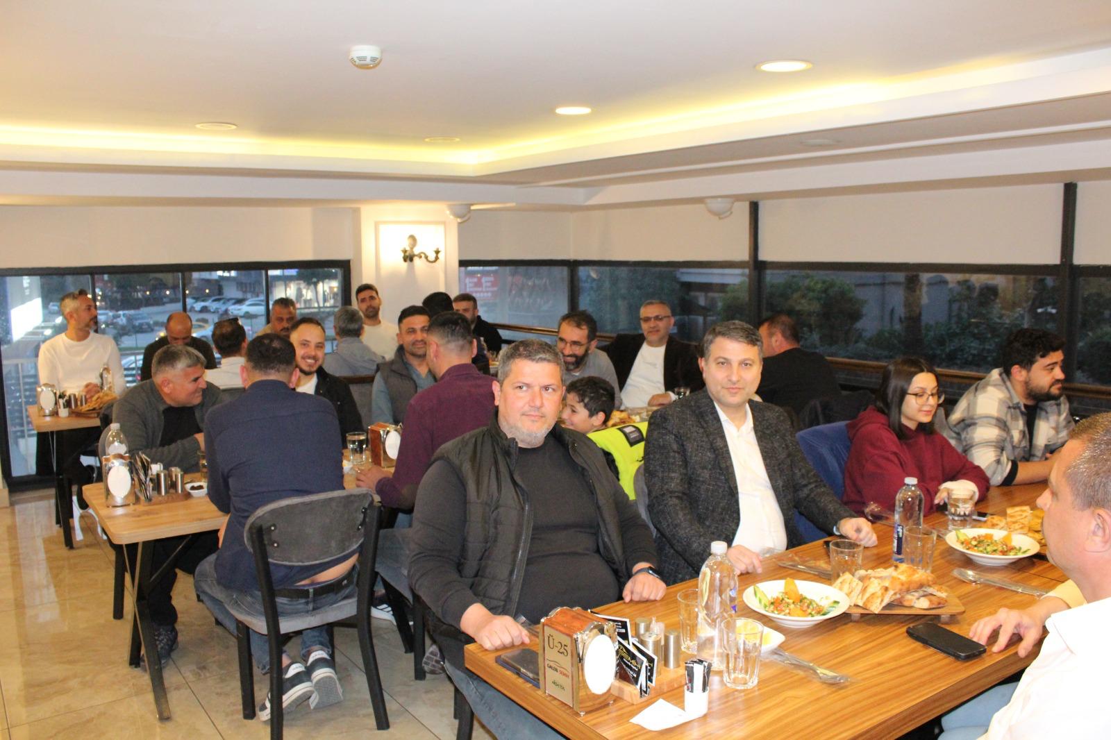 YAPI İŞLERİ VE TEKNİK DAİRE BAŞKANLIĞI PERSONELİ İFTAR PROGRAMINDA BİR ARAYA GELDİ